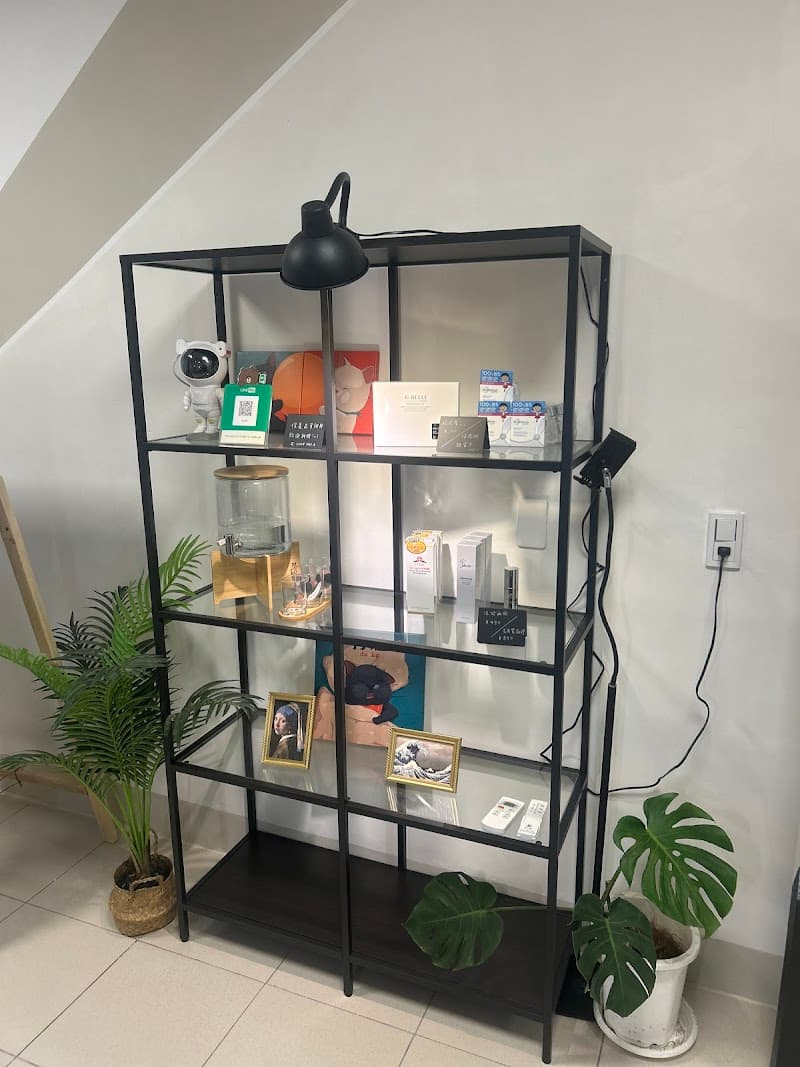 Tower Creative Aesthetics Tower Beauty Kaohsiung City photo