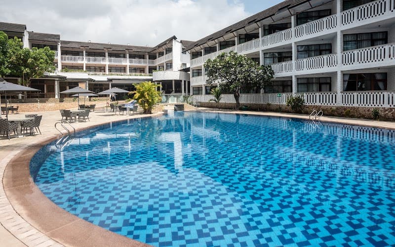 Travellers Beach Hotel & Spa - Mombasa photo
