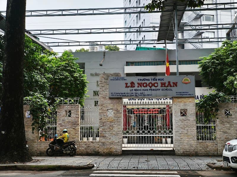 Trị Nám - 43 Lê Ngọc Hân Quận Hai Bà Trưng photo