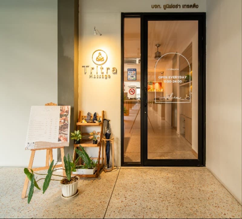 Tritra Thai Massage Bangkok photo