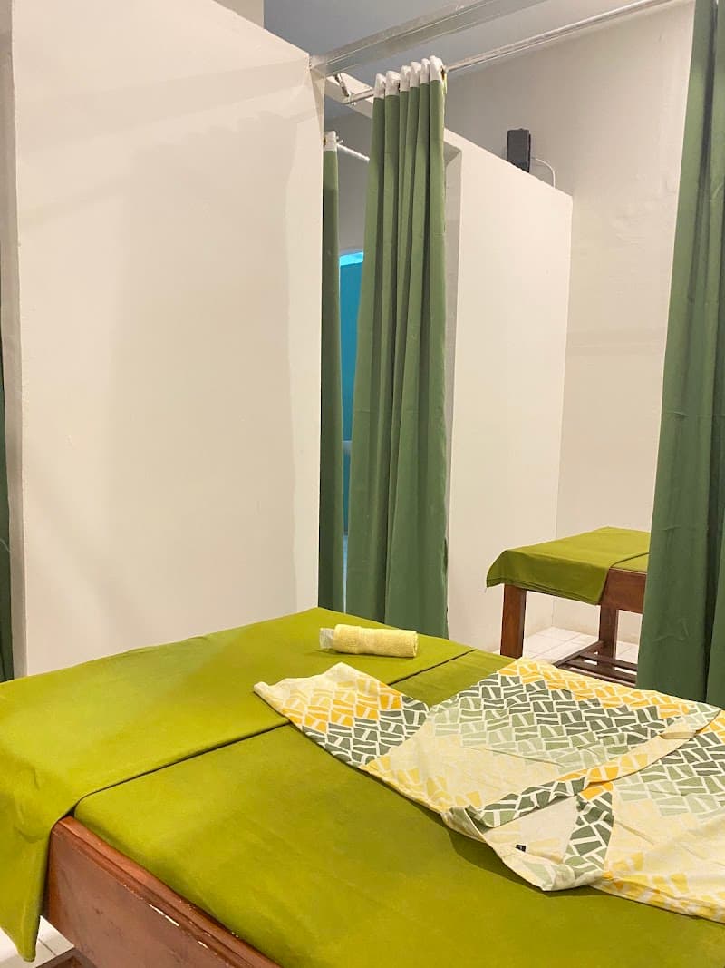 Tropical Garden Family Reflexology and Spa Palembang photo