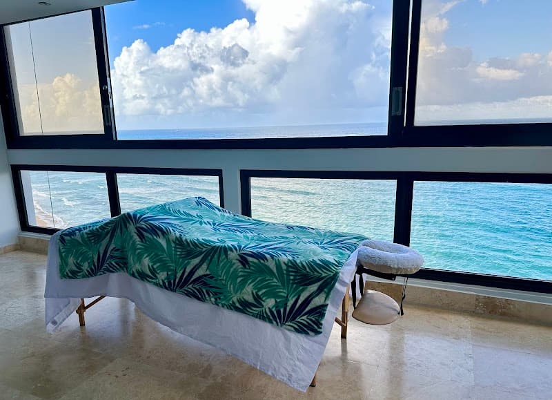 Tropical Massages PR Carolina photo