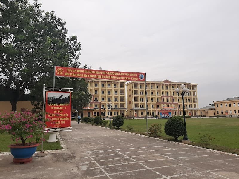 Trung Tâm An Nhiên Cổng Tiểu Đoàn 11 Đoàn Kết Cổ Đông Sơn Tây Hà Nội Thị Xã Sơn Tây photo