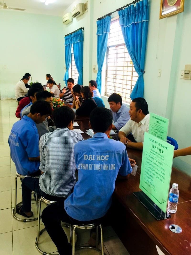 Trung Tâm Làm Mẹ Huyện Bến Lức photo