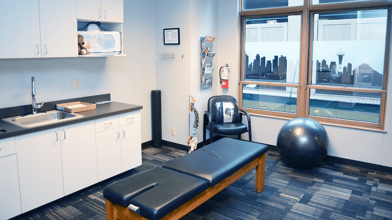 Tuttle Clinics Seattle photo