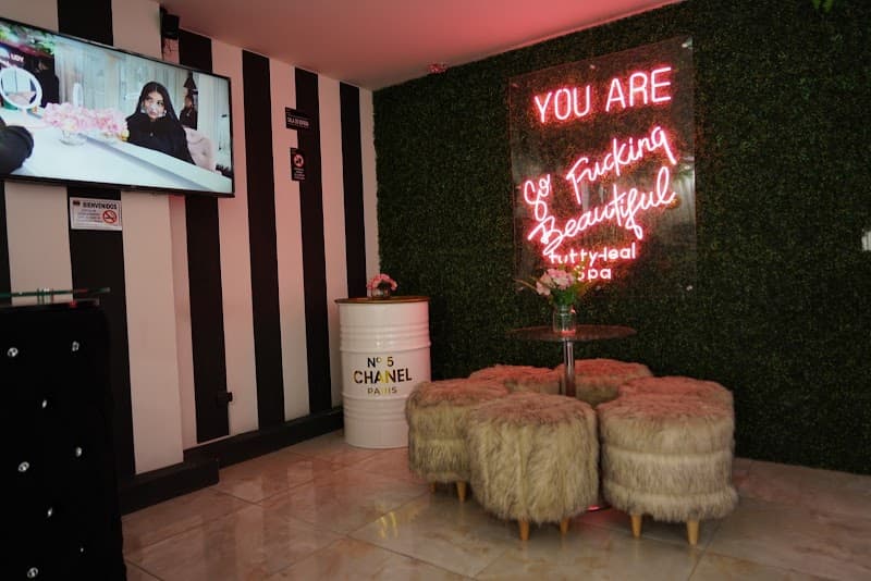 Tutty Leal Spa de Cejas y Pestañas Bogotá, D.C. photo