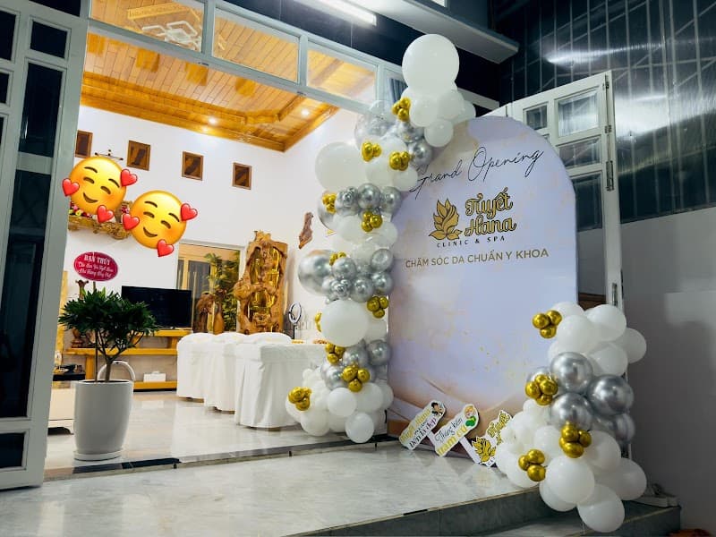 Tuyết Hana Clinic & Spa Kon Tum photo