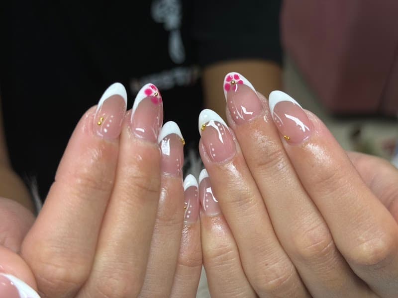 Twelve Nails Boutique Gel Nails Hair Ao Nang Krabi photo