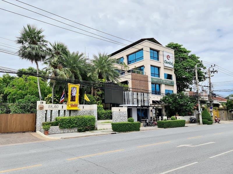 Twin Lotus Herbaliste Bangkok photo