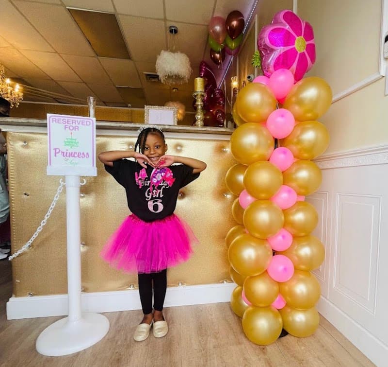 Twinkle Twinkle Little Spa Parkville photo