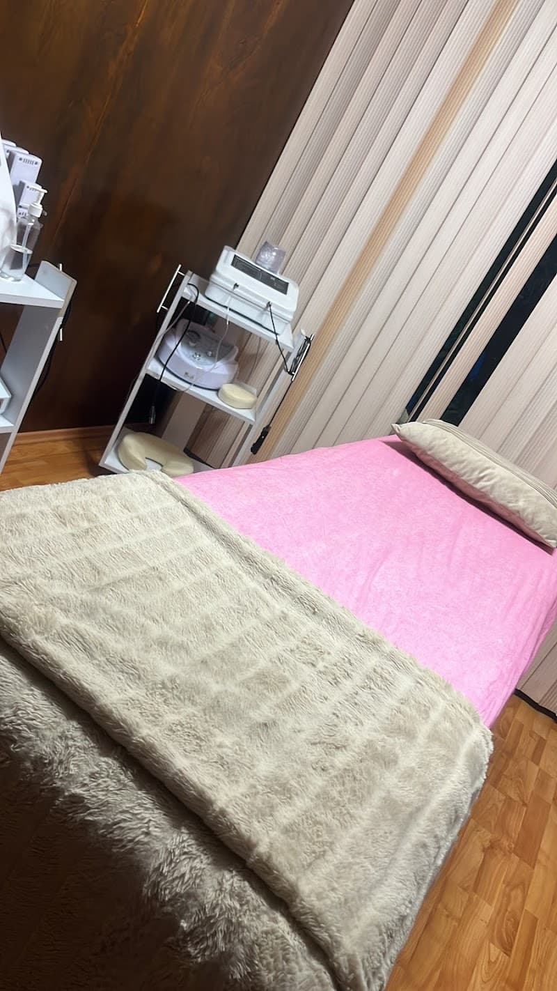 Twist spa nails Miramontes Mexico City photo