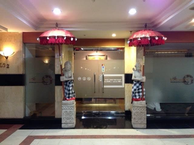 Uluwatu Aromatherapy Foot and Body Massage Jakarta photo