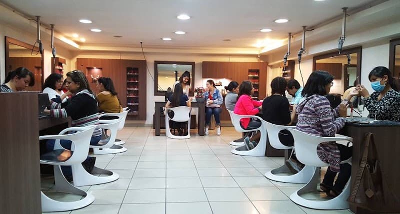 Uñas Acrilicas El Bosque Quito photo