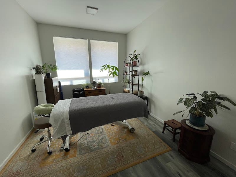 Unfurl Massage Studio Hood River photo