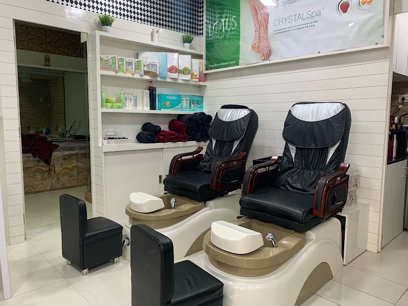Unique Salon and Spa Mumbai photo