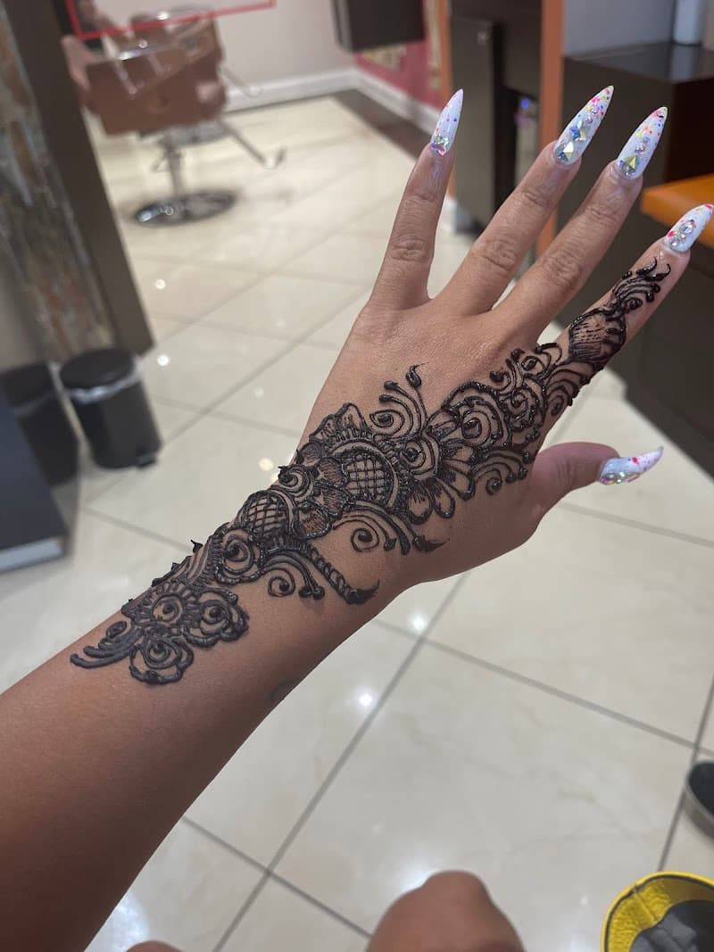 Unique Threading and Body Wax Sugaring Studio Vinings Atlanta photo