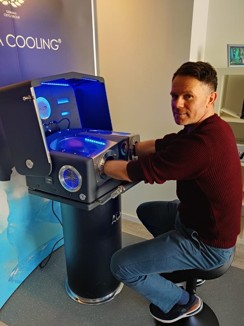 UP-Cooling - Die Revolution der Ganzkörper-Kälteanwendung in Landshut photo