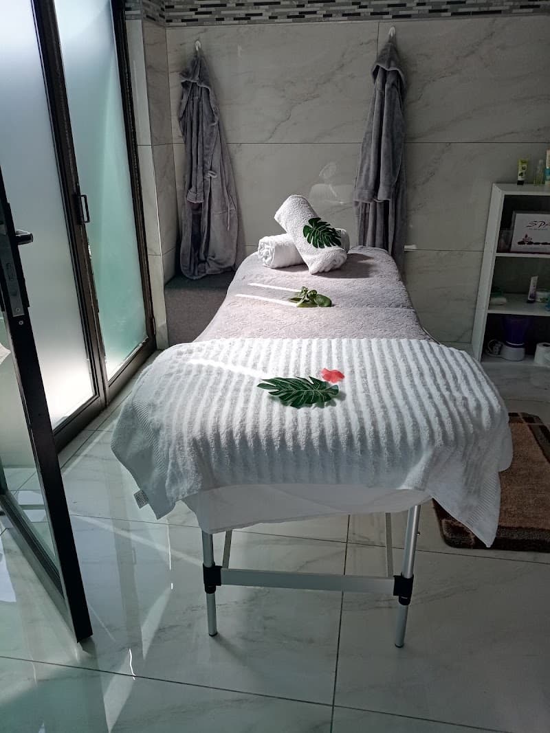Uplifting Mobile and Day Spa Randburg photo