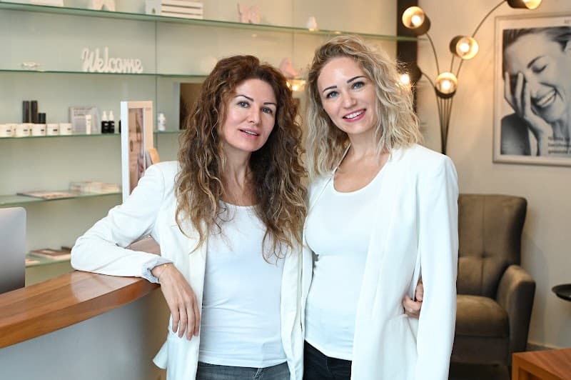 Urania Beauty Skincare by Sommer Wien photo