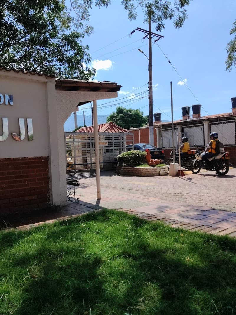 Urb El Cuji Villa del Rosario photo
