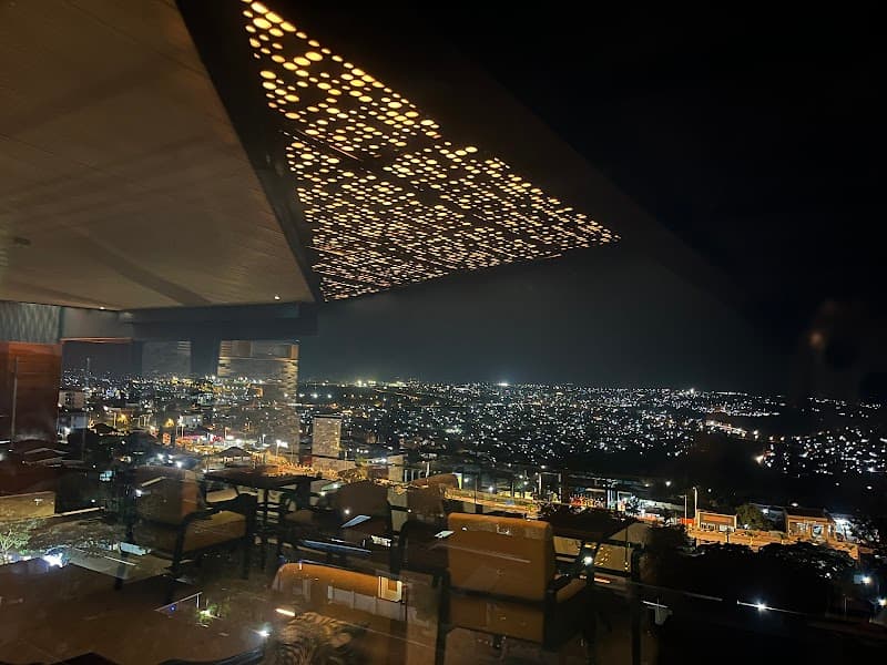 Urban Park Suites Hotel Kigali photo