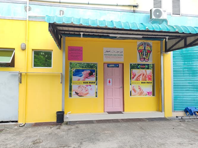 Urut Tradisional Bandar Seri Begawan photo