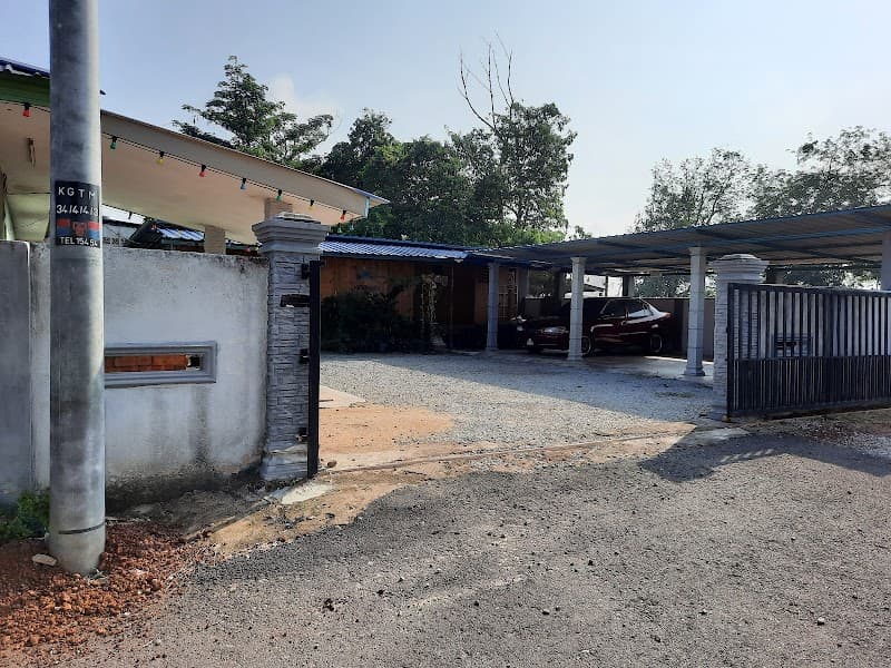 Urut Tradisional Wanita Melaka Belimbing photo