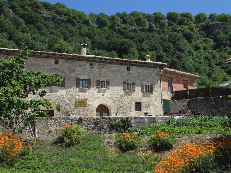 UYARRA,Tecnicas Manuales,Centro Parasanitario Aranarache photo