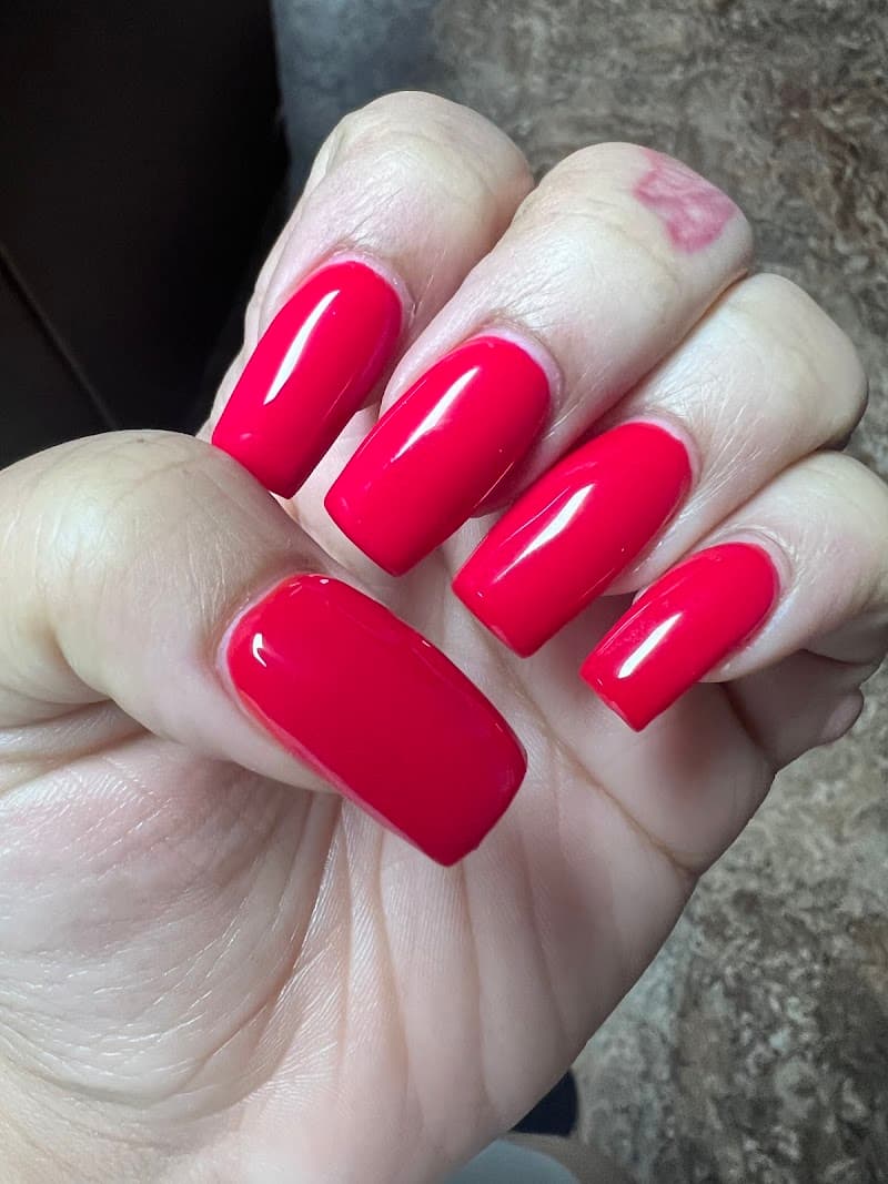 V Spa & Nail Studio Waldorf photo