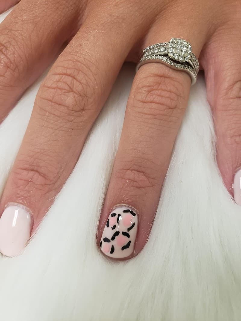 Val's Day Spa Tipton photo