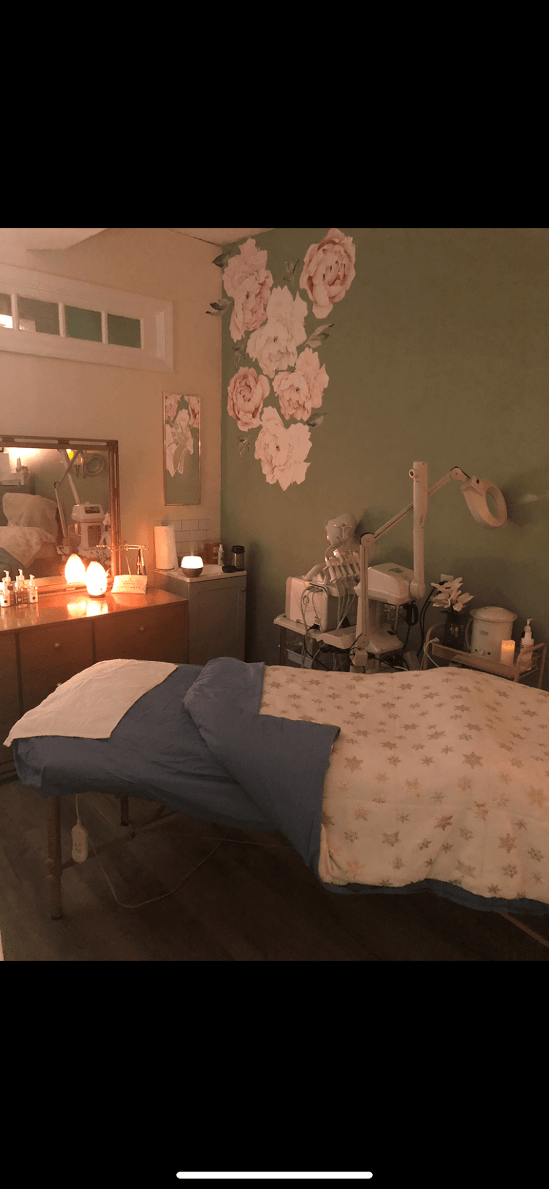 Vanity Skin and Soak Studio Somers photo
