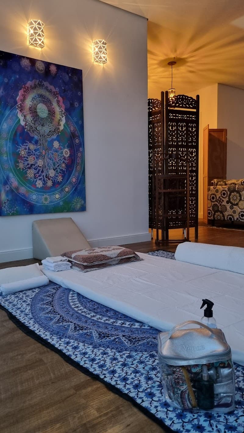 Veena Mukti - Yoga Massagem Ayurvédica, Shantala, Yoga Gestantes e Bebês São Paulo photo