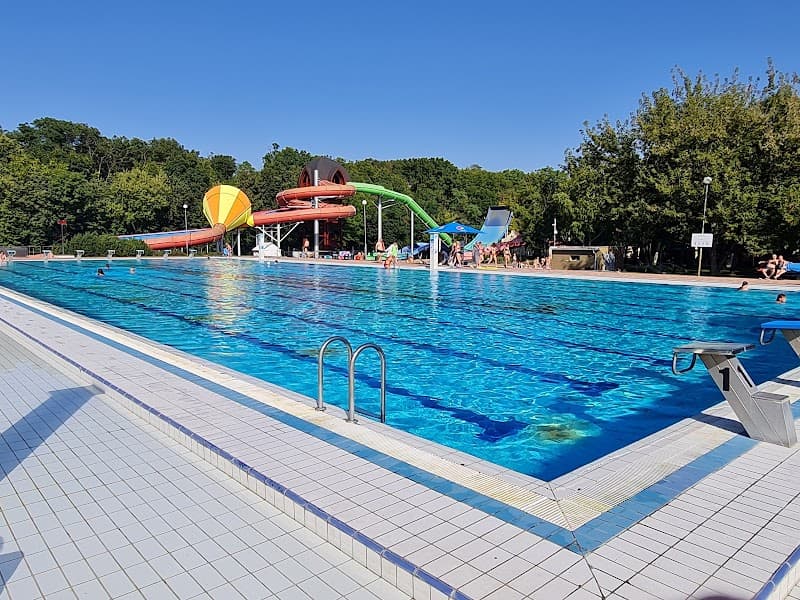 Veľký Meder termálne kúpalisko photo