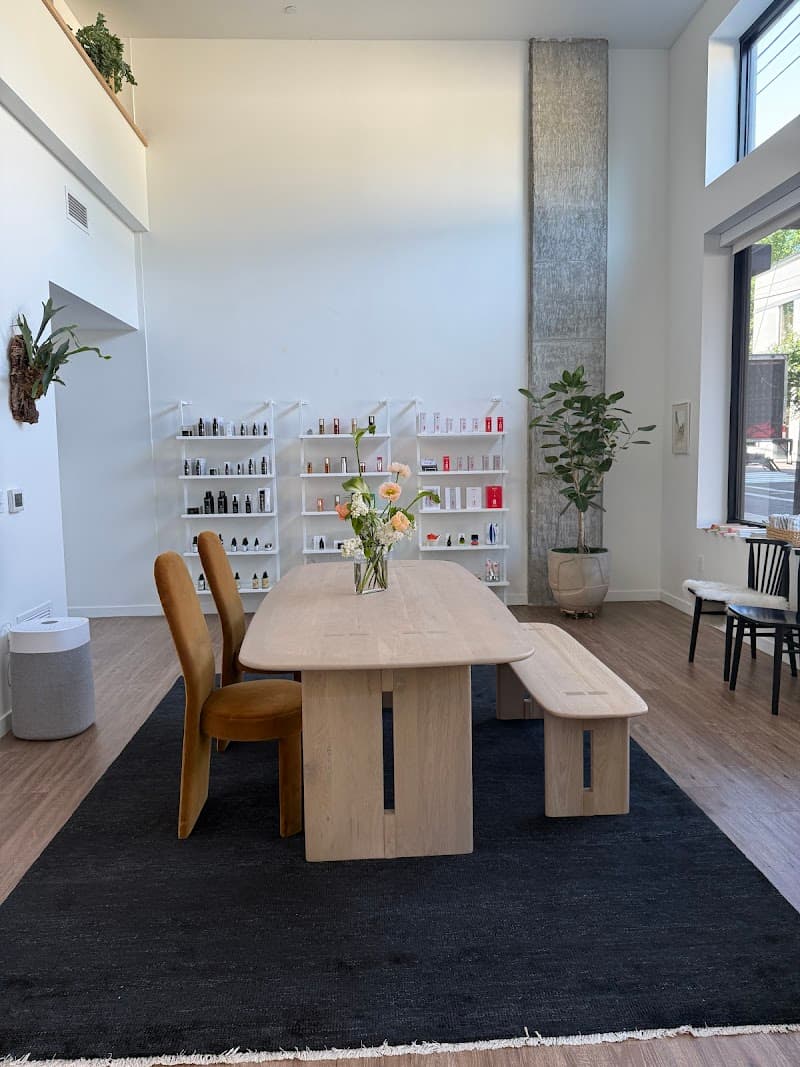 Vena Cava Skin Therapy Portland photo