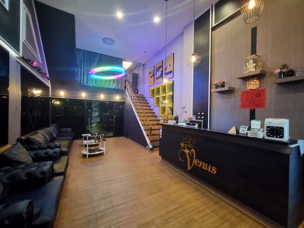 Veni Health Massage Bangkok photo