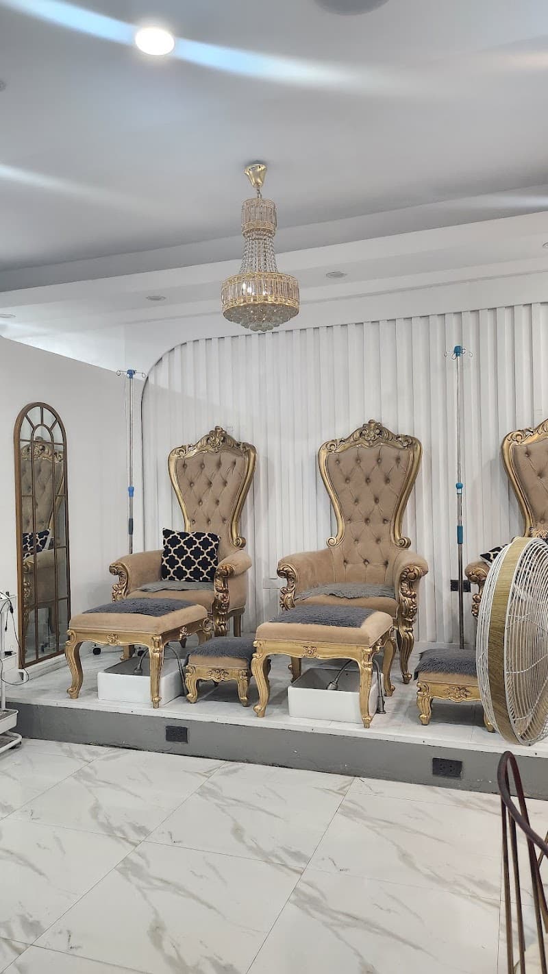 Venus Salon & Spa Naic photo