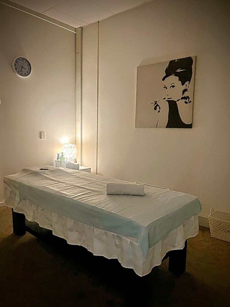 Vermont South Massage Melbourne photo