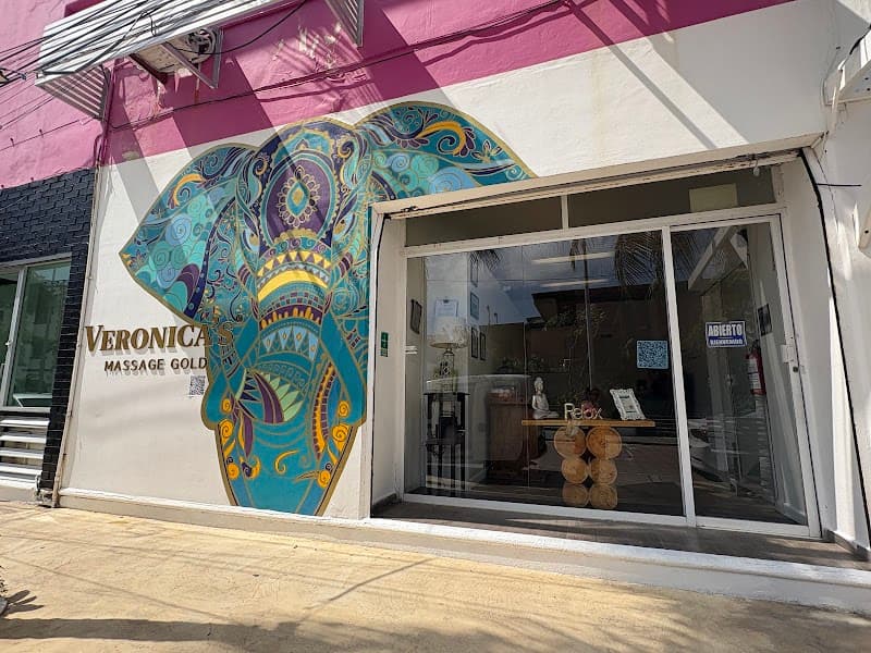 Veronicas Massage Gold Playa del Carmen photo
