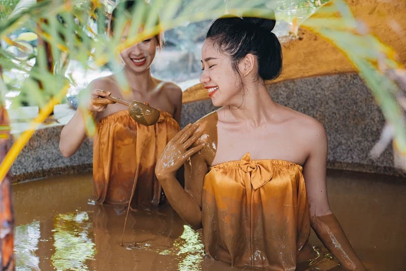 Versailles Mud Bath, Spa & Beach Club Phú Quốc photo