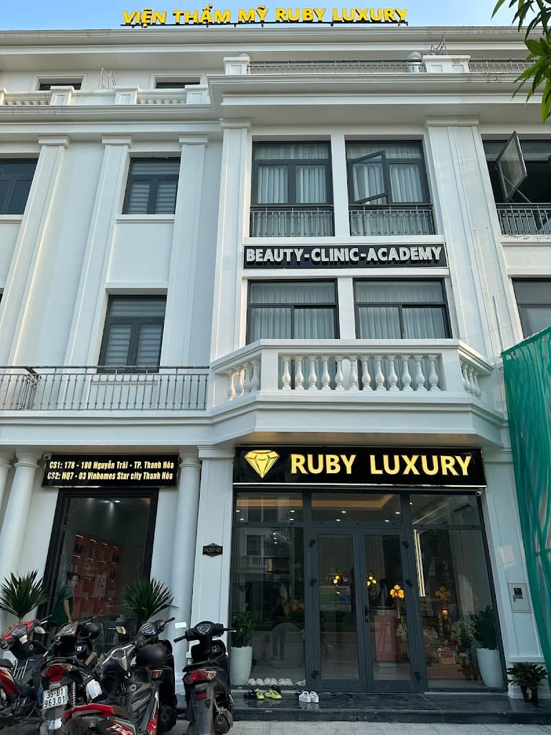 Viện thẩm Mỹ Hường Ruby Luxury Huyện Yên Mỹ photo