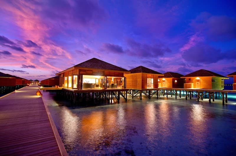 Vilamendhoo Island Resort & Spa Ari Atoll photo