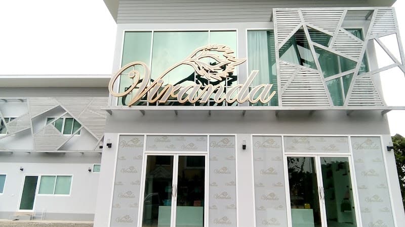 Viranda Bag Spa & Fix Academy Chiang Rai photo
