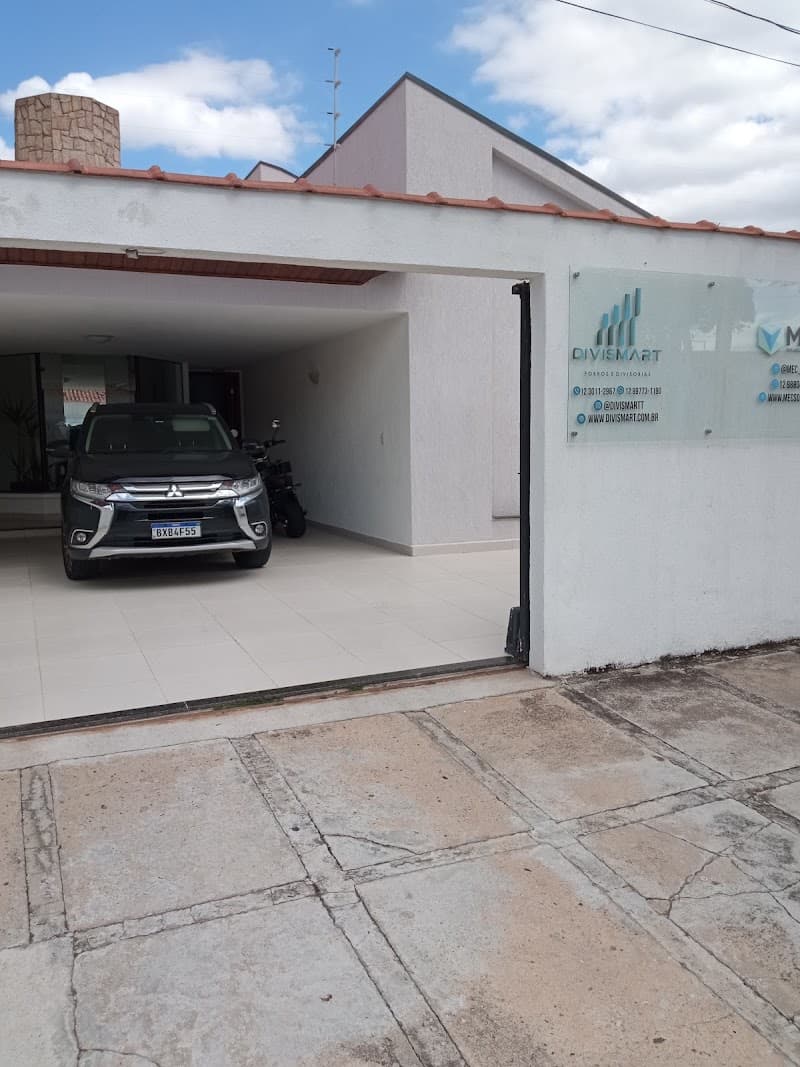 Vivian dos Anjos Estética Avançada. Taubaté photo