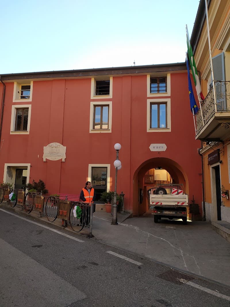 Voci di cittadini in Piano di Vezzano I e II Vezzano Ligure photo