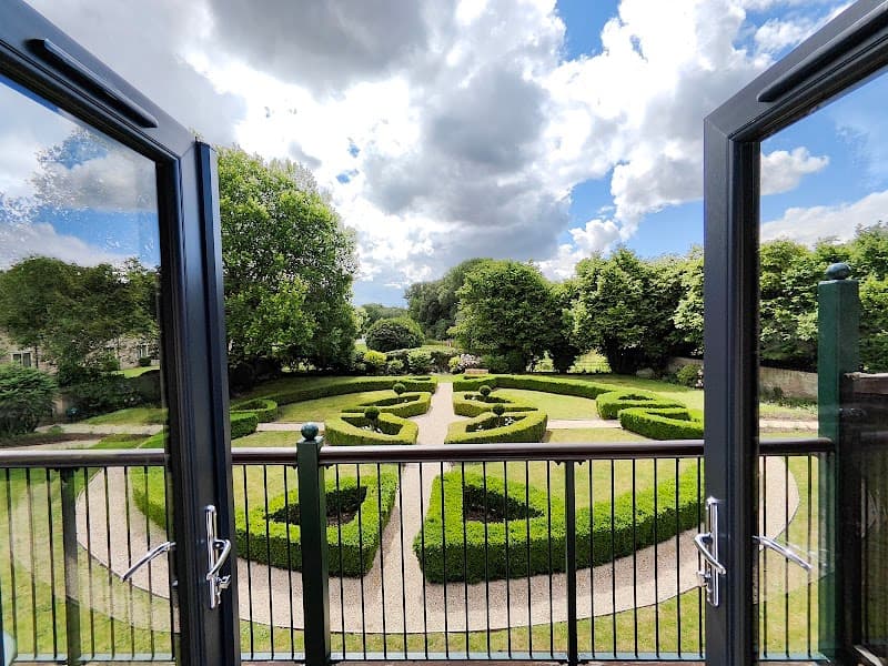 voco Oxford Thames by IHG photo