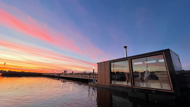 Von Sauna Kirkland photo