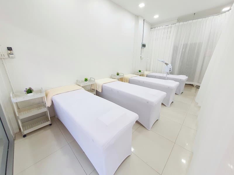 Vowda Facial Massage Clear Face Hua Hin Cha-am, Lifting Massage, Acne and Melasma Care photo