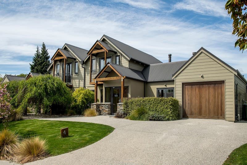Wanaka Luxury Apartments photo