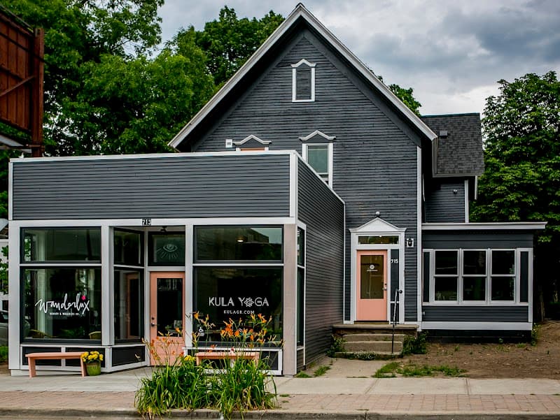 Wanderlux Beauty + Wellness Grand Rapids photo