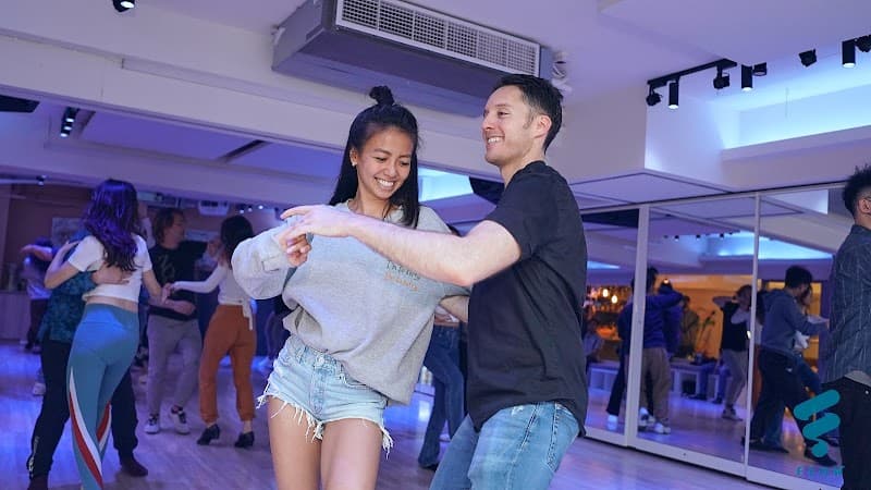 Water Dance Fashion Stress Relief Club Taipei City photo